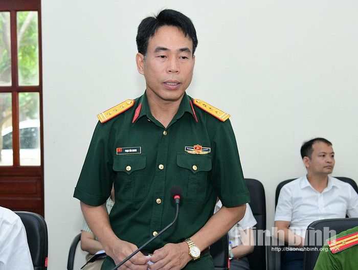 Đại diện Bộ Chỉ huy Quân sự tỉnh phát biểu tại hội nghị.