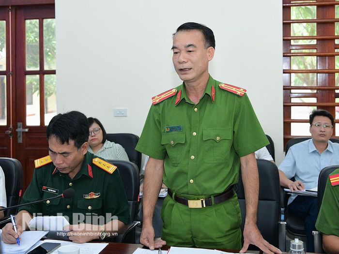 Đại diện Công an tỉnh phát biểu tại hội nghị.