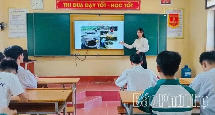 Trường THPT Chân Mộng đẩy mạnh chuyển đổi số trong dạy học.