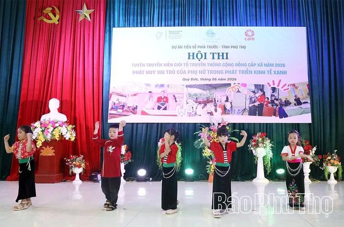 Tiết mục văn nghệ đặc sắc tại hội thi.
