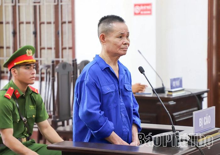 Với tội danh “Giết người” và “Sử dụng trái phép vũ khí quân dụng”, Bùi Văn Cựng phải chịu tổng mức hình phạt là 17 năm tù.