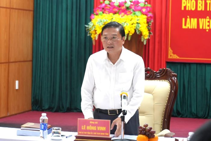 Đồng chí Lê Hồng Vinh, Chủ tịch UBND tỉnh phát biểu kết luận cuộc họp - Ảnh: T.Đ
