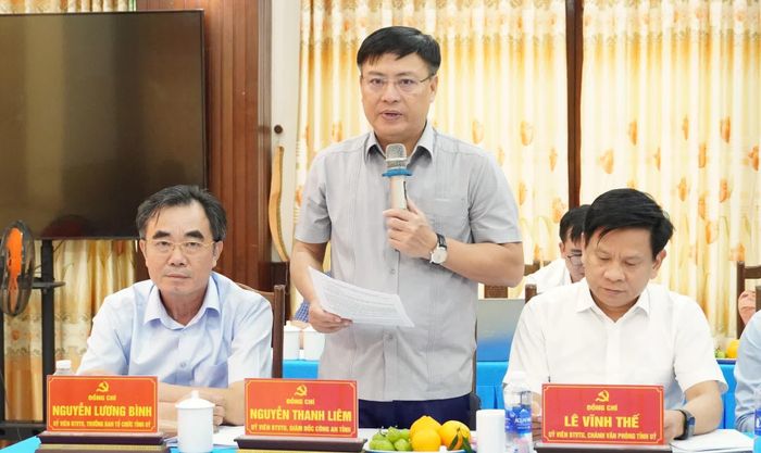 Đồng chí Thiếu tướng Nguyễn Thanh Liêm, Giám đốc Công an tỉnh phát biểu tại buổi làm việc - Ảnh: Q.V