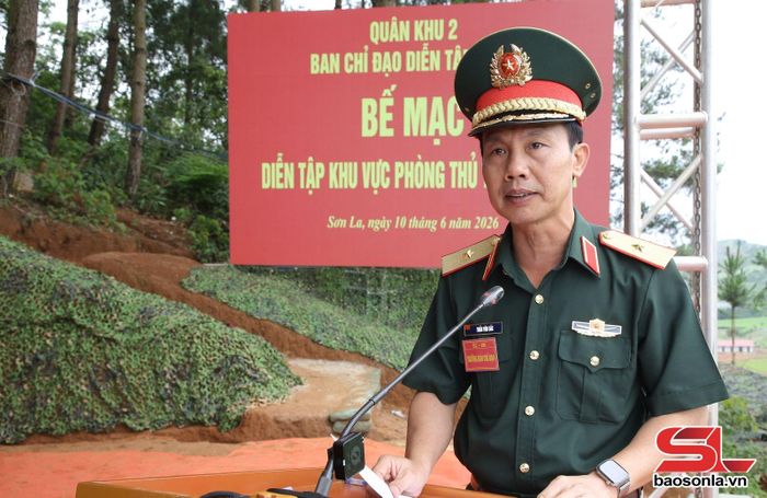 Thiếu tướng Trần Văn Bắc phát biểu bế mạc diễn tập Khu vực phòng thủ tỉnh Sơn La năm 2026.