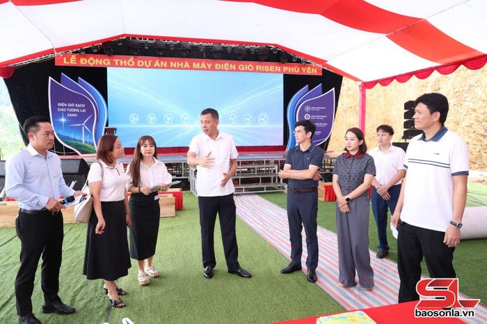 Đồng chí Nguyễn Thành Công, Phó Chủ tịch UBND tỉnh, kiểm tra công tác chuẩn bị Lễ động thổ.