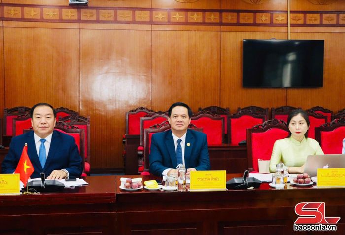 Các đại biểu dự Hội đàm.
