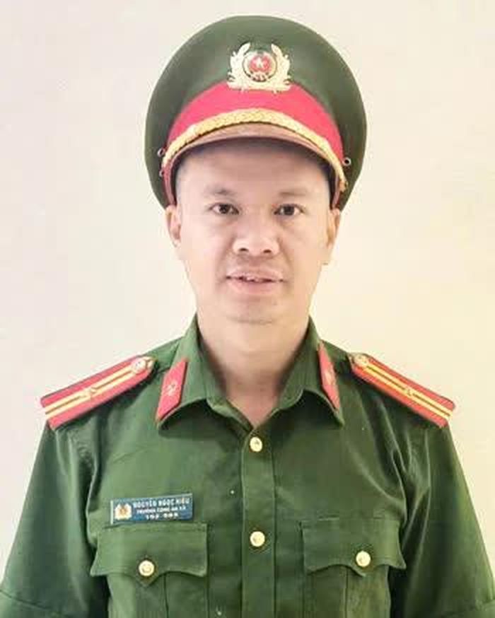 Thiếu tá Nguyễn Ngọc Hiếu Trưởng Công an xã Giáp Trung