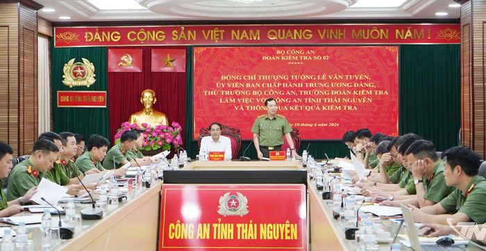 Đồng chí Thượng tướng Lê Văn Tuyến, Thứ trưởng Bộ Công an kết luận buổi làm việc.