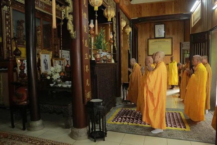 Đảnh lễ bậc Tổ sư