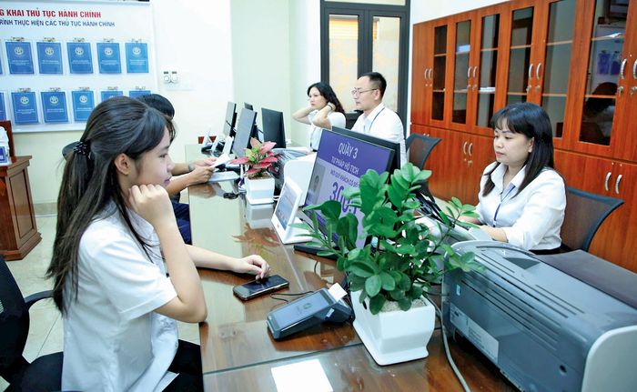 Mô hình chính quyền địa phương 2 cấp bước đầu phát huy hiệu quả, góp phần rút ngắn quy trình xử lý công việc, nâng cao tính chủ động, trách nhiệm của chính quyền cơ sở. Ảnh minh họa: Thanh Hải.