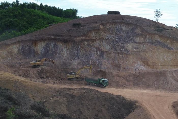 Ông Chu Văn Long, Giám đốc điều hành Ban QLDA mở rộng cao tốc Cam Lộ - La Sơn thông tin, dự án nút giao tỉnh lộ 12B nằm tại Km 72+370 trên cao tốc Cam Lộ - La Sơn, phường Kim Long, TP Huế có tổng mức đầu tư hơn 300 tỷ đồng.