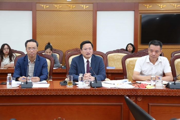 Thứ trưởng Bộ Tài chính Nguyễn Đức Tâm phát biểu. Ảnh: Đức Minh