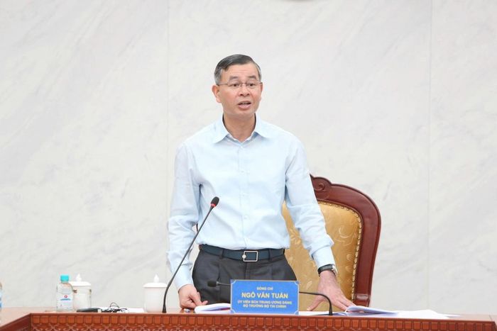 Bộ trưởng Bộ Tài chính Ngô Văn Tuấn phát biểu tại Hội nghị. Ảnh: Đức Minh