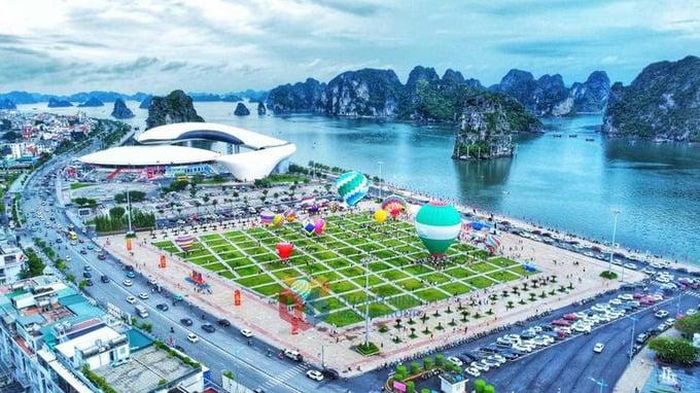 Quảng Ninh đáp ứng 7/7 tiêu chuẩn để trở thành thành phố trực thuộc Trung ương.