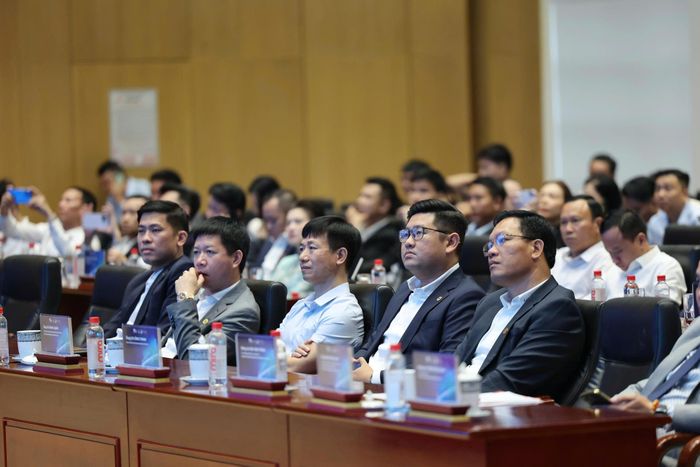 Các đại biểu tham dự phiên đối thoại tại TP. Hải Phòng