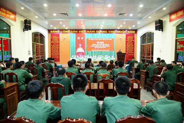 Quang cảnh hội nghị