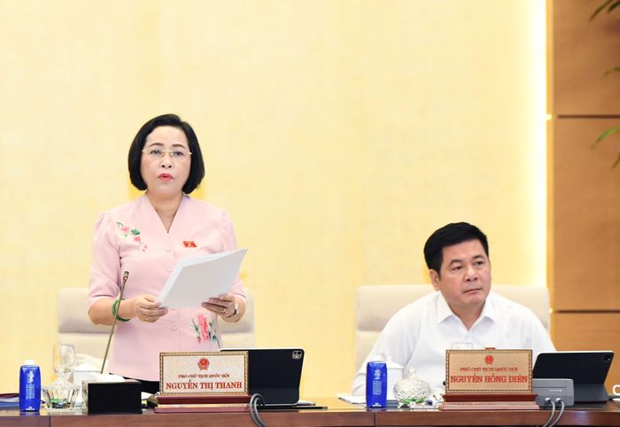 Phó Chủ tịch Quốc hội Nguyễn Thị Thanh điều hành phiên họp