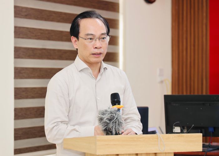 Bộ trưởng Hoàng Minh Sơn phát biểu quán triệt công tác coi thi.
