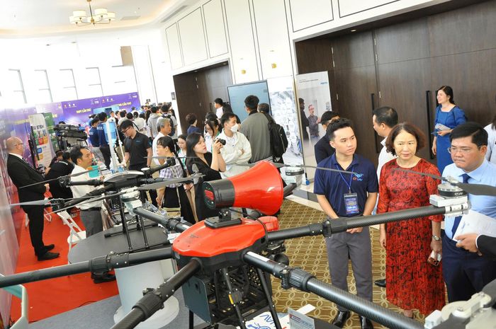 Các mô hình máy móc đổi mới sáng tạo nhận được sự quan tâm của các đại biểu