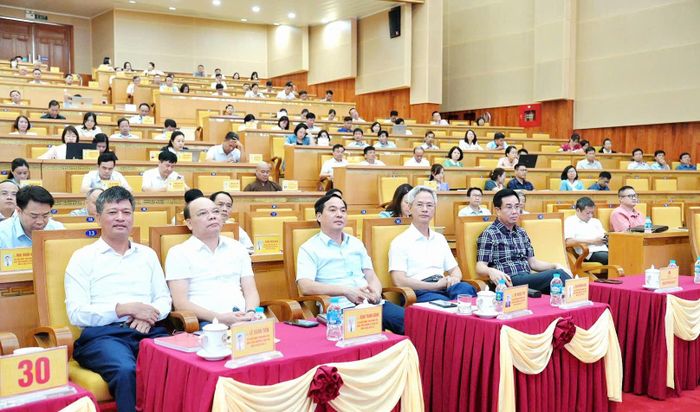 Các đại biểu tham dự hội nghị