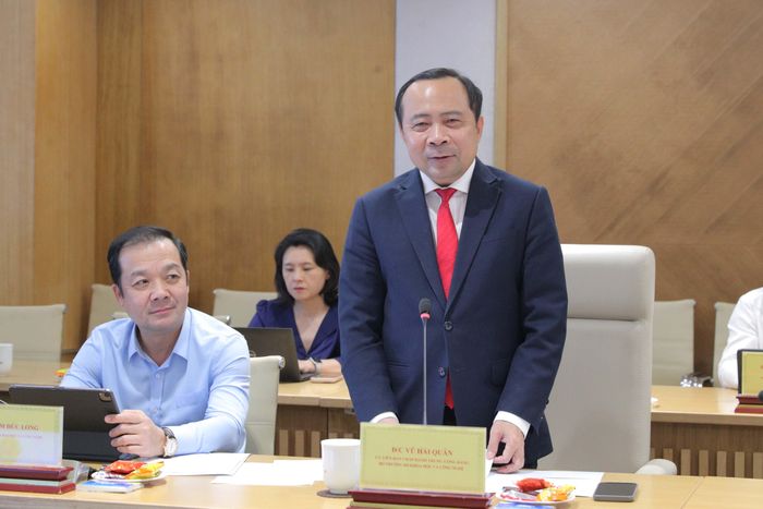 Bộ trưởng Bộ Khoa học, Công nghệ và Môi trường Vũ Hải Quân phát biểu