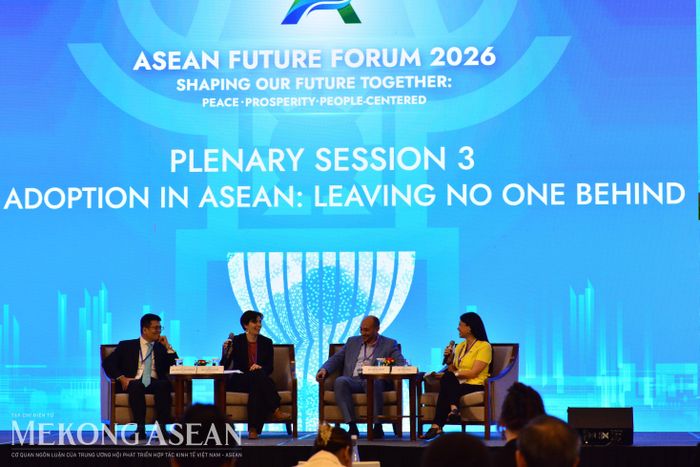 Các diễn giả chia sẻ tại phiên thảo luận. Ảnh: Lê Hồng Nhung - Mekong ASEAN