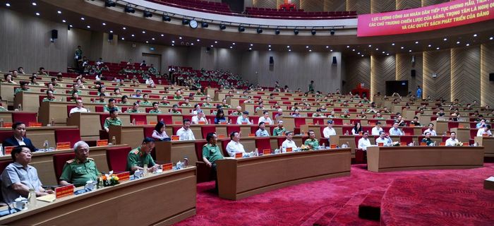 Các đại biểu dự hội thảo.