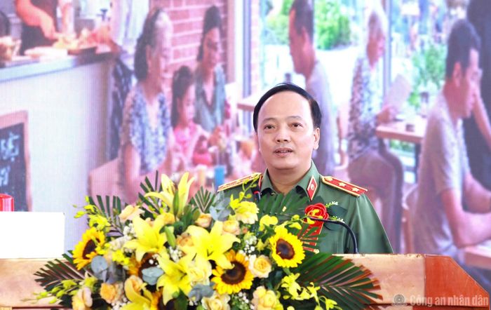 Thứ trưởng Đặng Hồng Đức nhấn mạnh, công trình phải được xây dựng theo hướng hiện đại, đồng bộ về hạ tầng kỹ thuật, hạ tầng xã hội, đáp ứng yêu cầu sử dụng lâu dài.