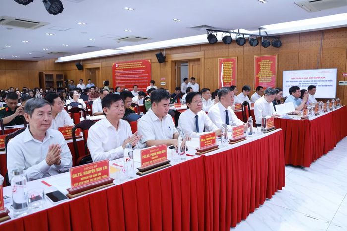 Đông đảo chuyên gia, nhà khoa học, nhà quản lý dự hội thảo