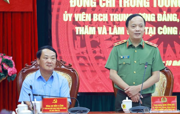 Thứ trưởng Đặng Hồng Đức nhấn mạnh một số nhiệm vụ trọng tâm thời gian tới của Công an tỉnh Tuyên Quang.