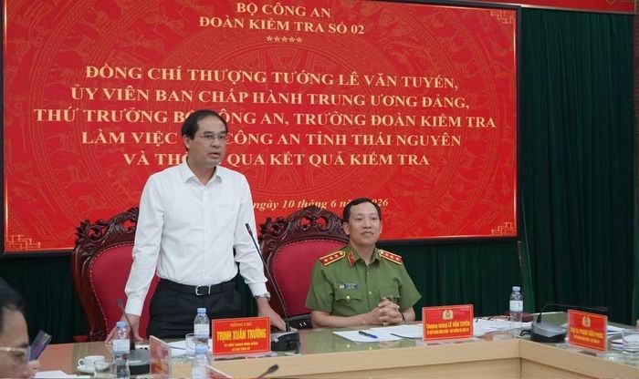 Đồng chí Trịnh Xuân Trường, Ủy viên Trung ương Đảng, Bí thư Tỉnh ủy Thái Nguyên phát biểu ghi nhận, đánh giá cao công tác kiểm tra, giám sát của Đảng ủy Công an Trung ương.