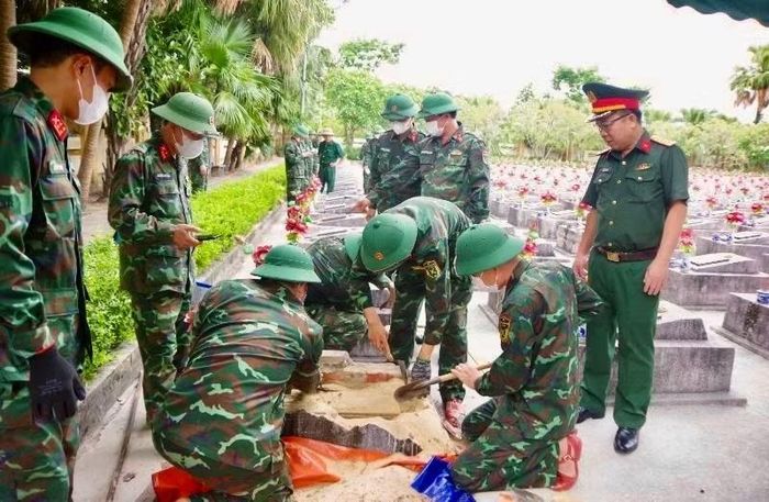 Quá trình lấy mẫu được thực hiện nghiêm ngặt theo quy trình kỹ thuật, bảo đảm khoa học, chính xác và trang nghiêm.