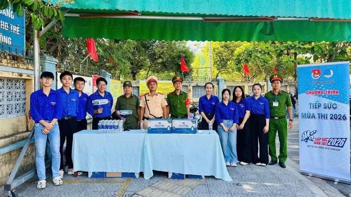 Lực lượng Công an TP Đà Nẵng kiểm tra công tác bảo đảm an ninh, an toàn tại điểm thi, sẵn sàng cho Kỳ thi tốt nghiệp THPT năm 2026 diễn ra nghiêm túc, khách quan và an toàn tuyệt đối.