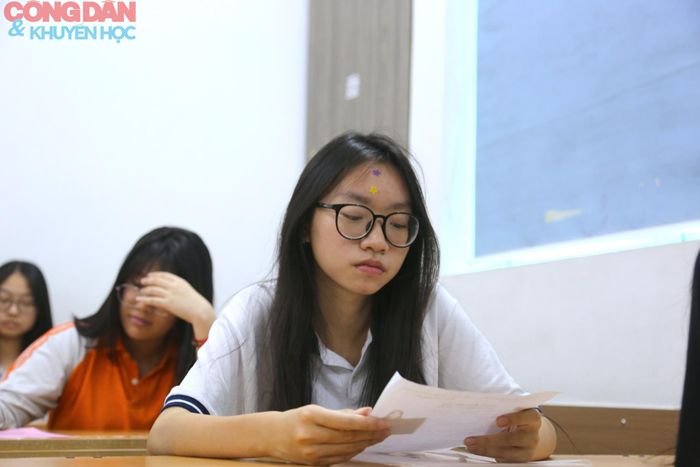 Kết quả thi sẽ được công bố vào 8 giờ ngày 1/7, sớm hơn khoảng 12 ngày so với năm trước, tạo điều kiện thuận lợi cho thí sinh và các cơ sở đào tạo trong công tác tuyển sinh.