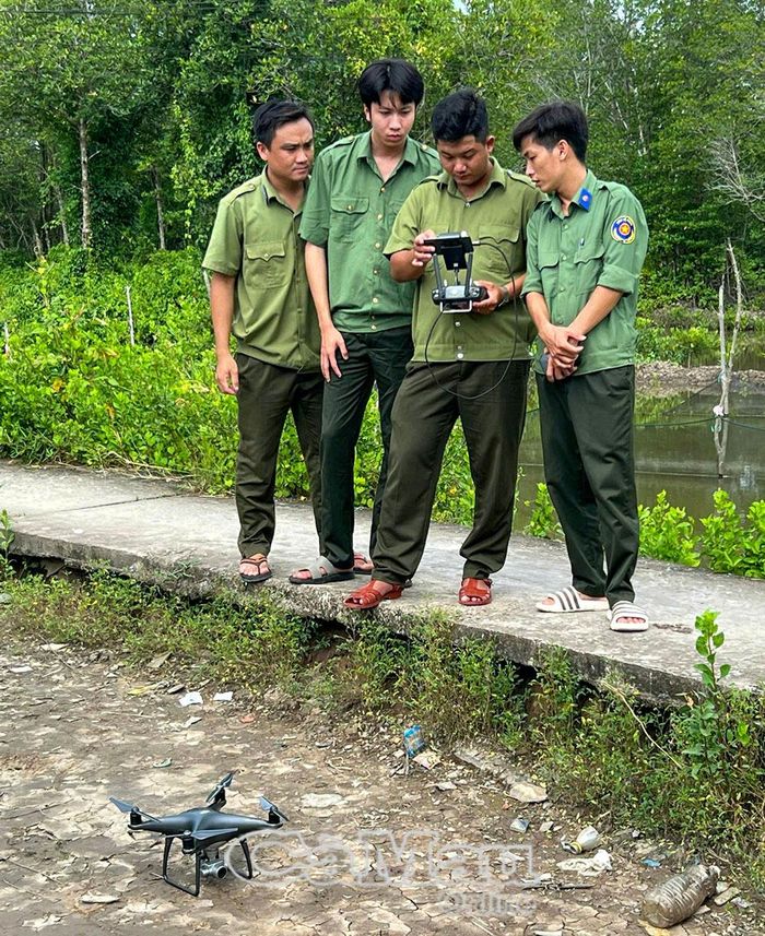 Vườn Quốc gia Mũi Cà Mau ứng dụng công nghệ trong quản lý rừng, giảm chi phí, công sức và nâng cao hiệu quả trồng, bảo vệ rừng.