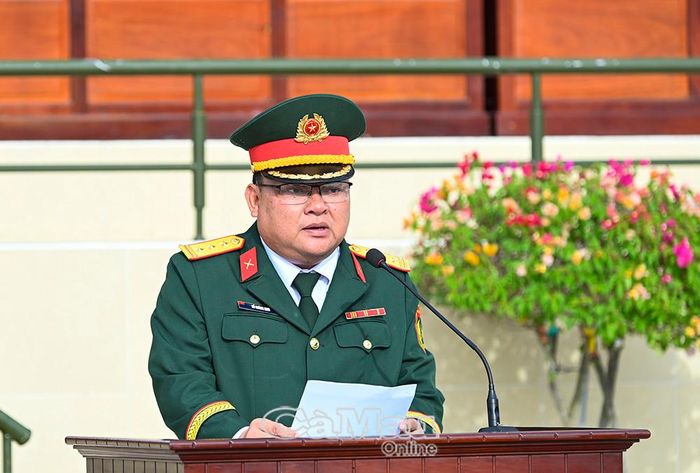 Thượng tá Hồ Hoàng Nam, Trung đoàn trưởng Trung đoàn 894, báo cáo kết quả kiểm tra cuối khóa huấn luyện: 100% đạt yêu cầu, đơn vị đạt giỏi.