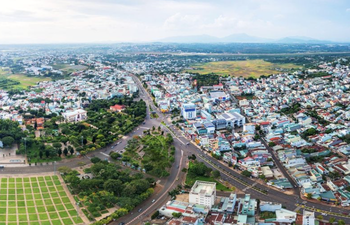 Dự án Khu dân cư đường Lương Thạnh được quy hoạch trên diện tích hơn 16.500 m², với mục tiêu xây dựng đồng bộ hệ thống hạ tầng kỹ thuật và hạ tầng xã hội, hình thành khu đô thị hiện đại, thông minh và sinh thái.