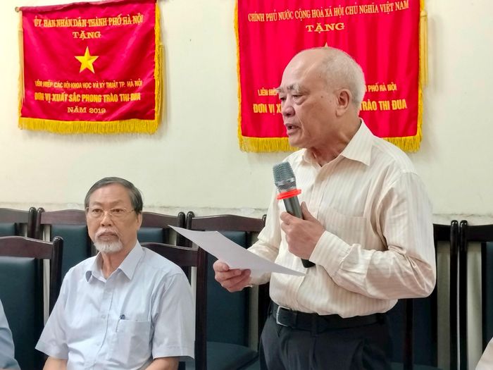 GS.TS Trần Khắc Thi, Liên hiệp các Hội Khoa học và Kỹ thuật thành phố Hà Nội phát biểu.