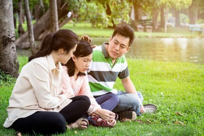 Con trẻ thường áp lực trước những lo lắng về tương lai của chúng. Ảnh minh họa