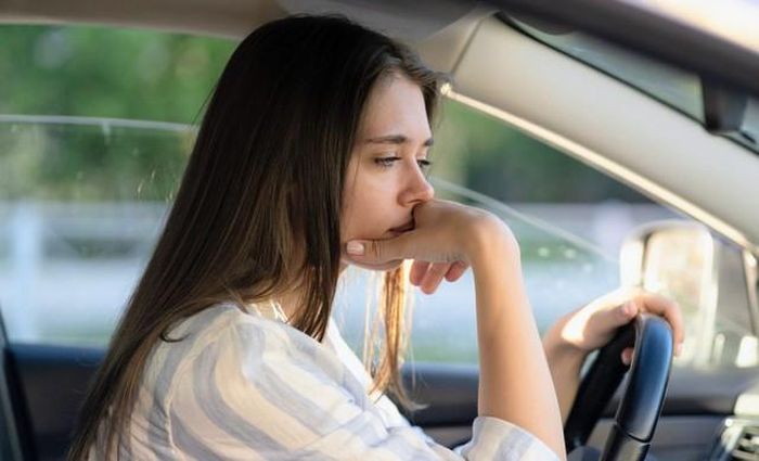 Thời gian phản ứng khi lái xe của người dùng quetiapine chậm hơn đáng kể, và số lần mất tập trung tăng vọt từ mức trung vị là 2 lên đến 10 lần chỉ trong một bài kiểm tra ngắn kéo dài 10 phút. Ảnh minh họa: Earth