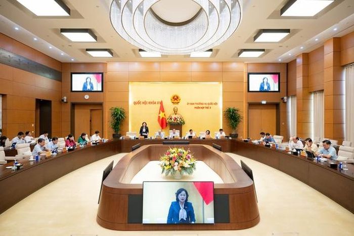 Toàn cảnh Phiên họp của UBTVQH.