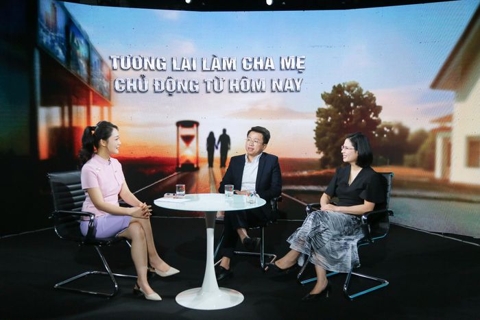 Khi ngày càng nhiều người trẻ trì hoãn việc sinh con, các chuyên gia khuyến nghị cần chủ động tìm hiểu về sức khỏe sinh sản từ sớm.