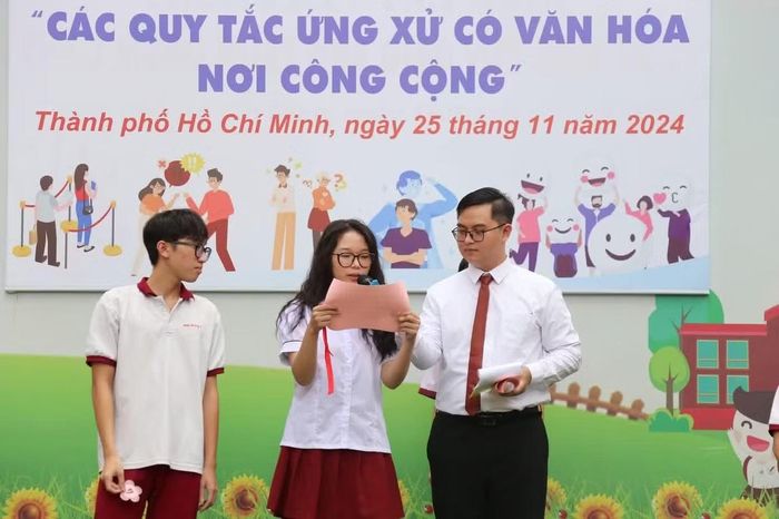 Theo thầy Gia Huy, đề có sự liên kết logic và chặt chẽ về mặt chủ đề giữa phần Đọc hiểu và câu Nghị luận xã hội. Ảnh: NVCC.