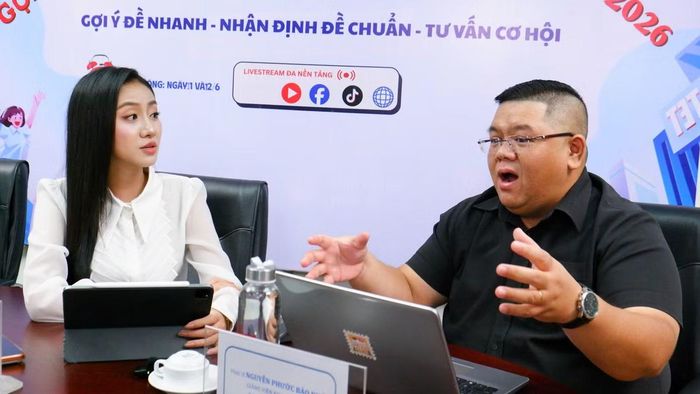  Thạc sĩ Nguyễn Phước Bảo Khôi (phải). 