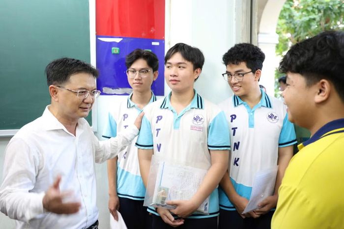  Sĩ tử trong kỳ thi tốt nghiệp THPT năm 2026. 