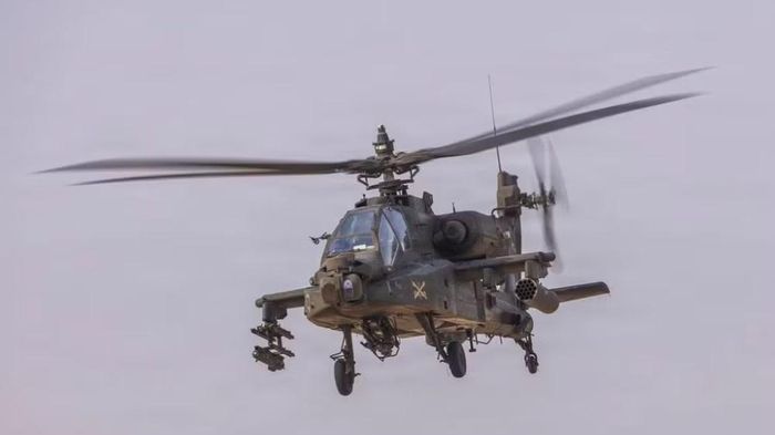 Chỉ một sự cố liên quan tới trực thăng Apache đã đủ để đẩy quan hệ hai nước trở lại vòng xoáy đối đầu quân sự.