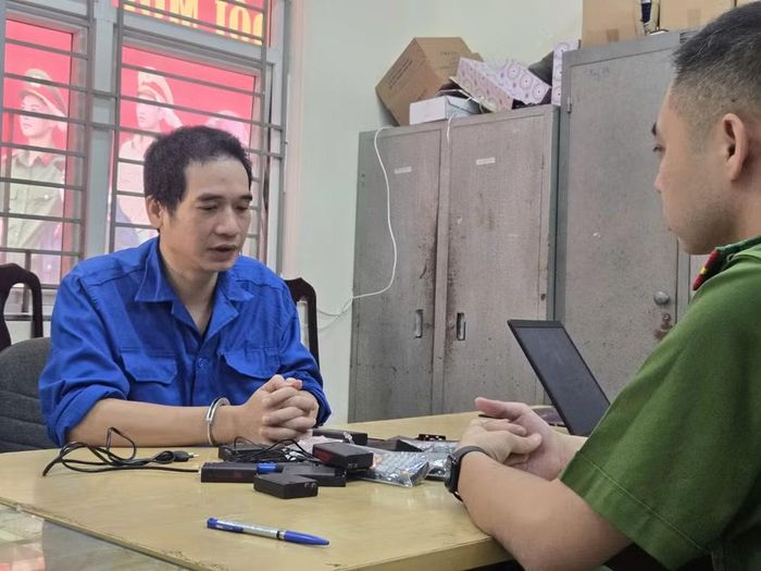 Đây là vụ án có phương thức, thủ đoạn mới, lợi dụng hiểu biết về công nghệ để sản xuất, mua bán các thiết bị điện tử phục vụ mục đích trái pháp luật. Hành vi của các đối tượng không chỉ ảnh hưởng đến hoạt động quản lý, vận hành của doanh nghiệp mà còn tiềm ẩn nguy cơ phát sinh các vi phạm pháp luật khác.
