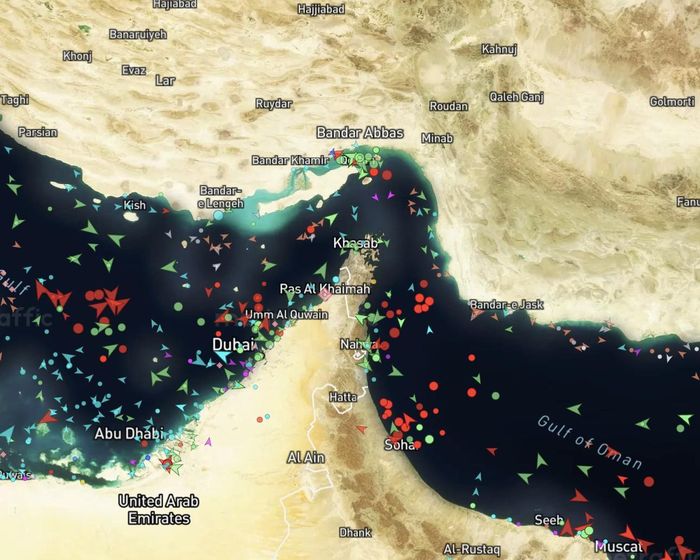 Eo biển Hormuz sáng 11-6. Ảnh: MARINE TRAFFIC
