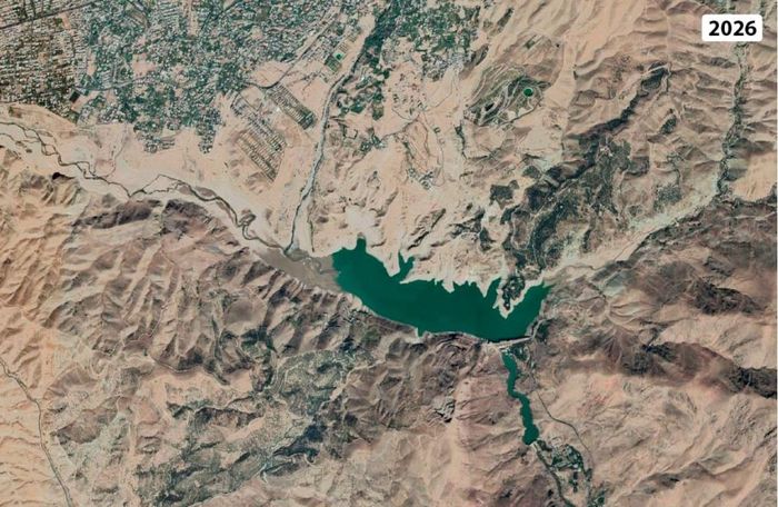 Đập Latyan ở Tehran, Iran năm 2019 và 2026. Ảnh: Google Earth.