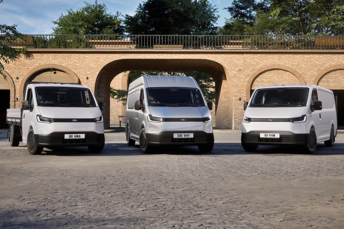 Vào đầu năm nay, Ford đã ra mắt dòng xe van thuần điện Transist City và dự kiến sẽ tiếp tục ra mắt một mẫu xe van vận tải thuần điện mới được thiết kế dành riêng cho môi trường đô thị.